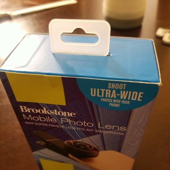 Brookstone Mobile Photo Lens 8mm Super Fisheye Lens Fits Any Smart Phones NOB - Picture 4 of 12